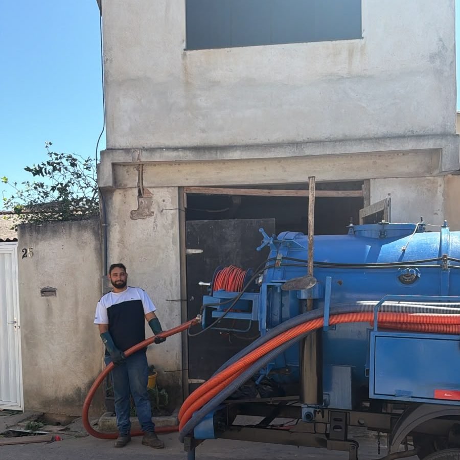 Equipe da Desentupidora Efluentes